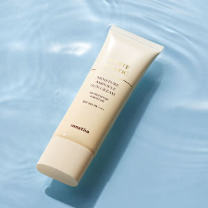 매스티나 화이트매스틱 모이스처 앰플 선크림 50ml (SPF 50+/PA... 솔직 후기 | 피부 타입별 분석 - 상품 이미지 2