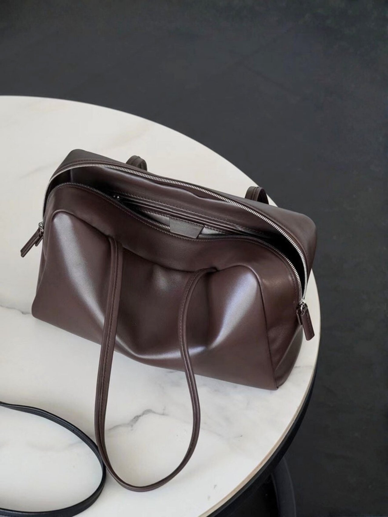 램스킨 멜로우 숄더백 [2COLOR] 이미지 8