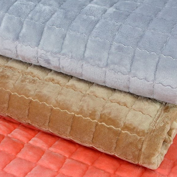 부드러운 극세사 침대 패드 누빔 겨울 침대 패드 사계절 미끄럼