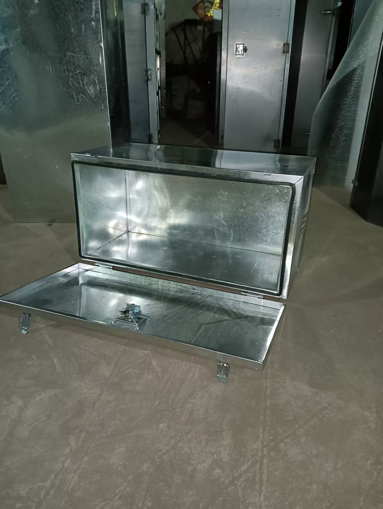 트럭 공구함 1톤 적재함 철제 공구통 박스 상자 화물차 1.5mm 90x50x50 - 상세 이미지 2
