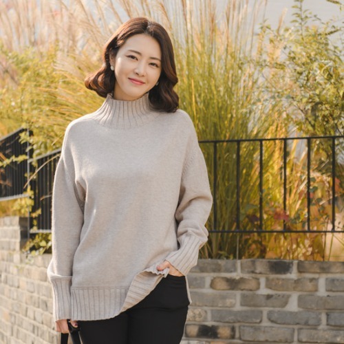 엄마옷 조이마담 T5897 가오리 반폴라 니트 티셔츠 터틀넥 중년여성의류 - 상품 이미지
