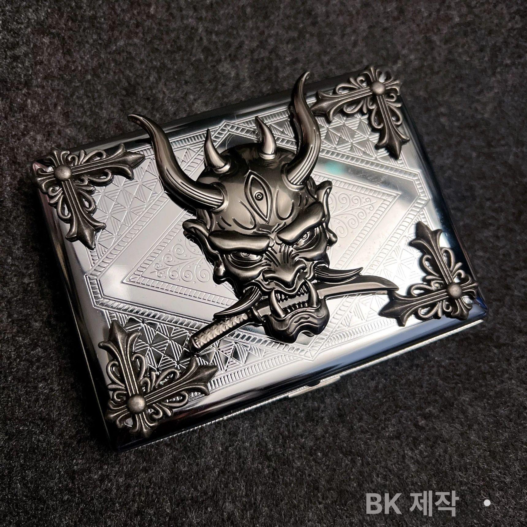 담배 케이스 사무라이 메탈 일본 도깨비 다크 간지템 다크워리어 10.5 x 7.8 x 1.5cm - 상세 이미지 5