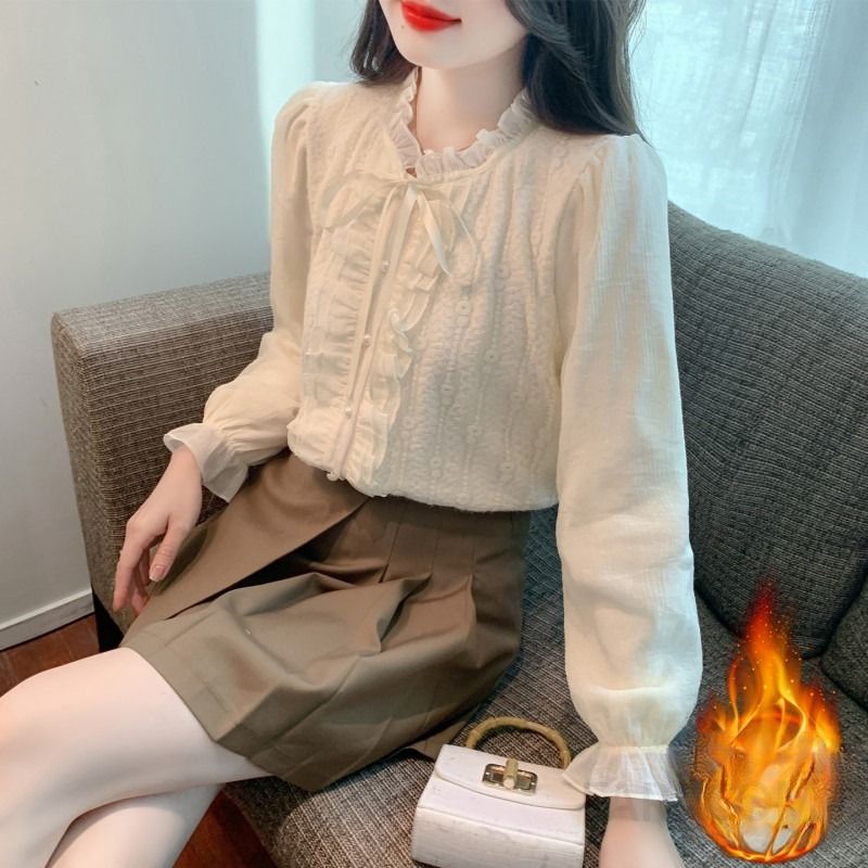 여성 페미닌 무드 따뜻한 기모 안감 프릴 타이 리본 슬림핏 겨울 데일리 오피스룩 하객룩 블라우스 - 상품 이미지