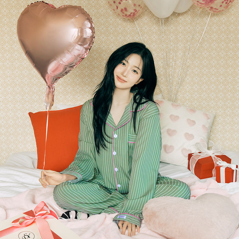 실크핏 웬즈데이 긴팔 카라 커플 잠옷 세트 홈웨어 가격 비교 DOSSY 실크핏 웬즈데이 긴팔 카라 커플 잠옷 세트 홈웨어
