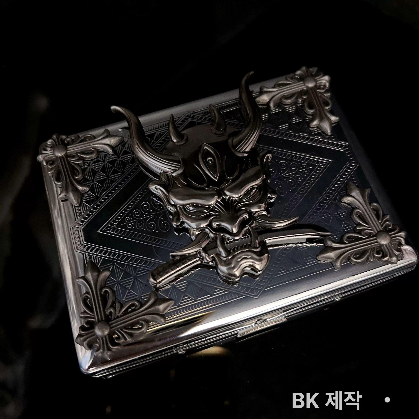 담배 케이스 사무라이 메탈 일본 도깨비 다크 간지템 다크워리어 10.5 x 7.8 x 1.5cm - 상세 이미지 4