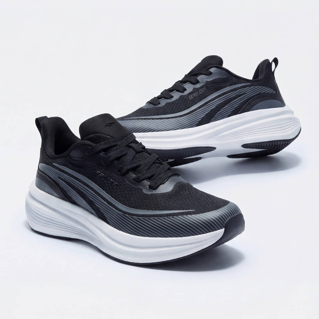 [1+1] 밸롭 썬더R2 러닝화 블랙 제품 이미지