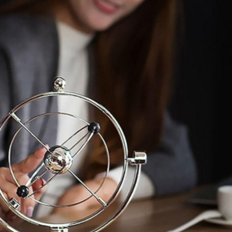 회전 뉴턴의요람 진자운동 밸런스볼 인테리어 모빌 - 상품 이미지