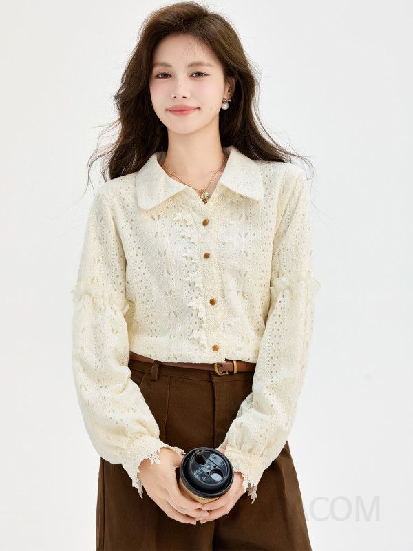 여성 페미닌 무드 기모 안감 따뜻한 펀칭 레이스 자수 카라 배색 셔츠 블라우스 오피스룩 출근룩 데이트룩 - 상세 이미지 3