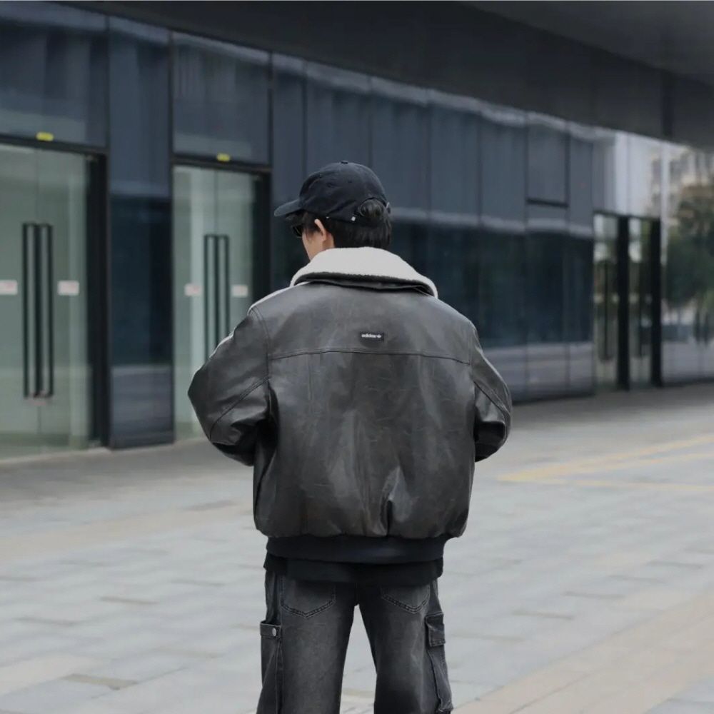 아디다스 PU PAD JKT 캐주얼 무스탕 가죽 자켓 블랙 KF3691 이미지 6