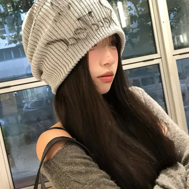 빈티지드로잉로고비니 스트릿패션 모자 비니 패션 소품 - 상품 이미지