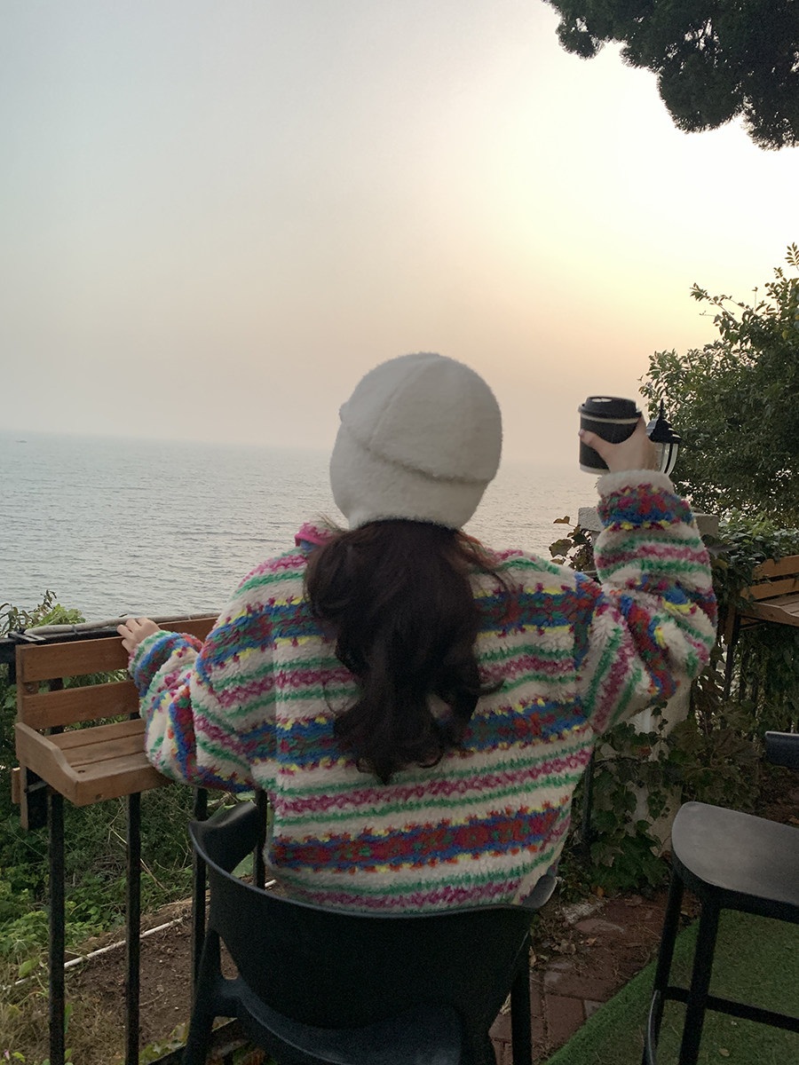 레인보우 스트라이프 후리스자켓 꽃패턴 패딩 점퍼 유니크 빈티지 예쁜 디자인 아이보리핑크 - 상세 이미지 3