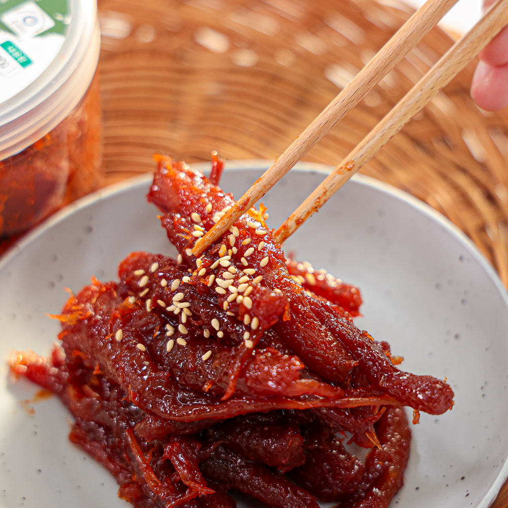 고추장 더덕장아찌 국산 반찬 순창 장담아전통식품 1kg, 1개 이미지 7