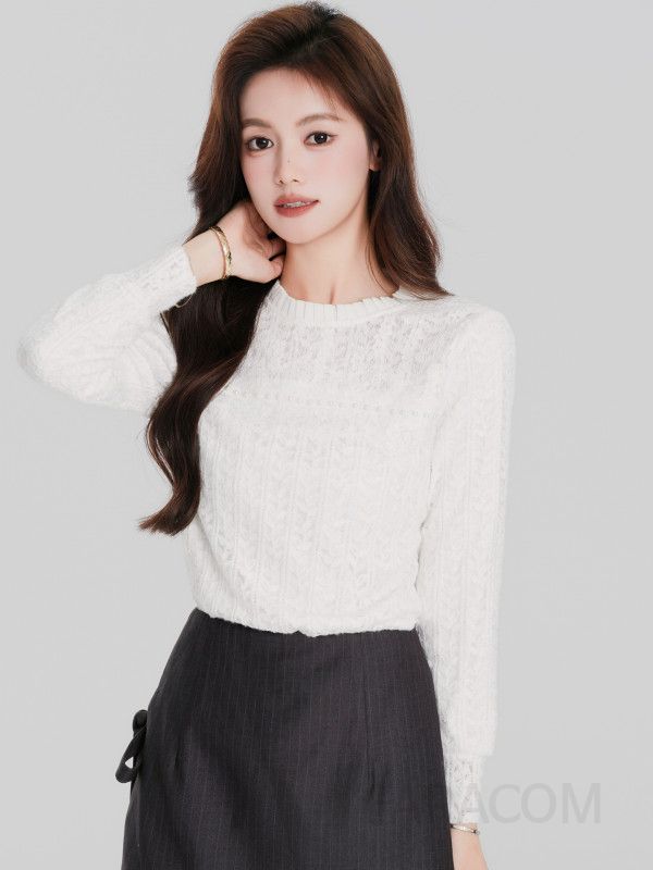 여성 페미닌 무드 루즈핏 기모 레이스 꽈배기 라운드넥 긴팔 티셔츠 블라우스 오피스룩 하객룩 - 상세 이미지 4