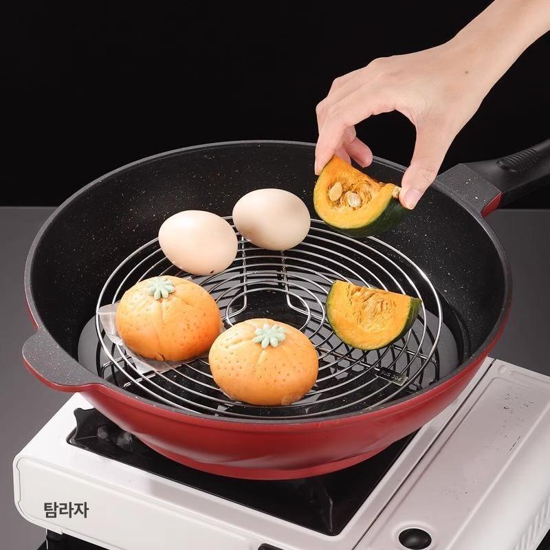 찜 받침대 타공팬 채반 삼발이 주방 찜판 만두 찐빵용 18cm 짧은다리 - 상세 이미지 4