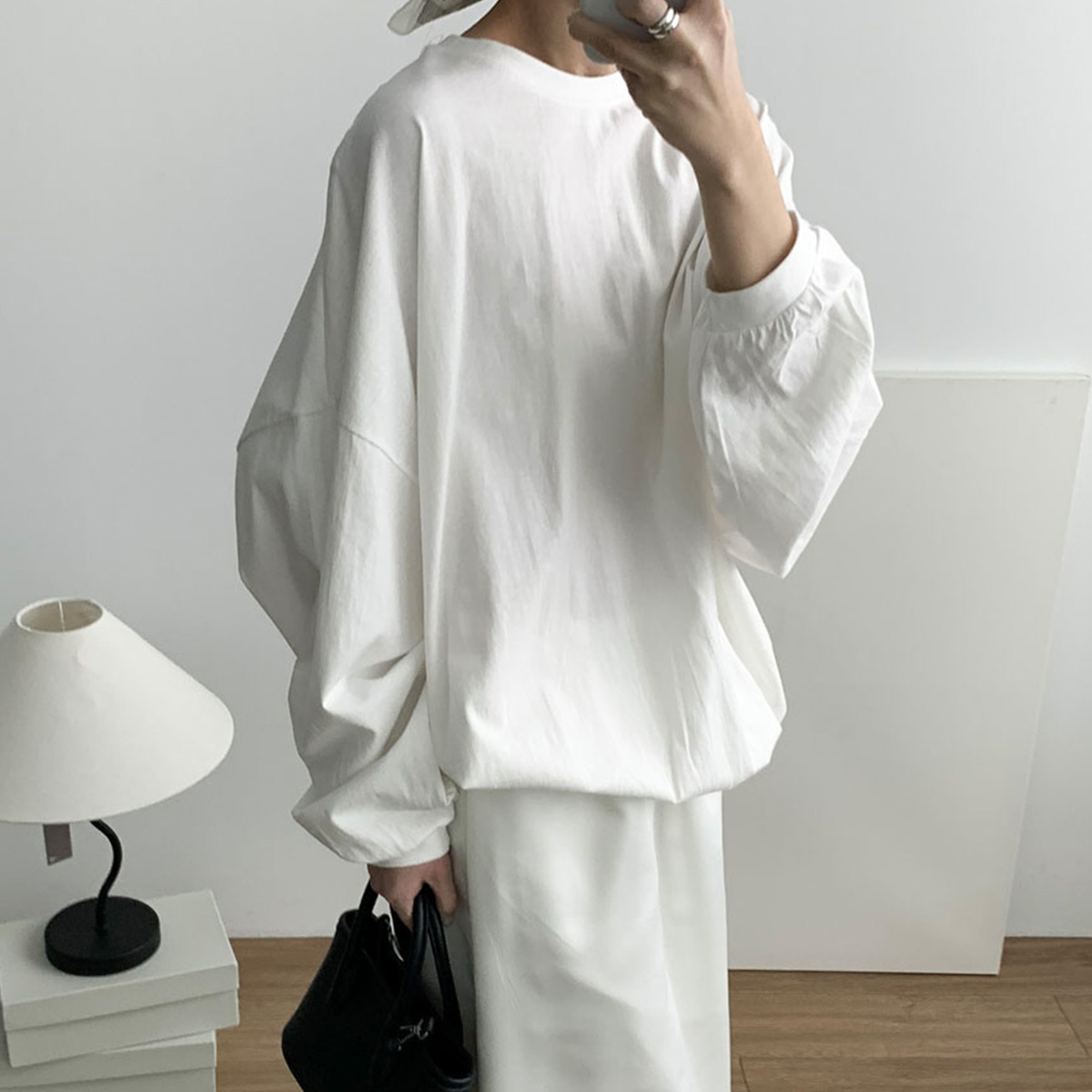 [당일발송] 멜로 맨투맨 소프트 코튼 아방 루즈핏 롱 블라우스티 웨어링무드 (3c) 제품 이미지