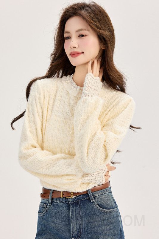 여성 데일리 무드 기모 꽈배기 라운드넥 진주 레이스 커프스 긴팔 니트 티셔츠 오피스룩 직장인룩 하객룩 포근한 이미지 6