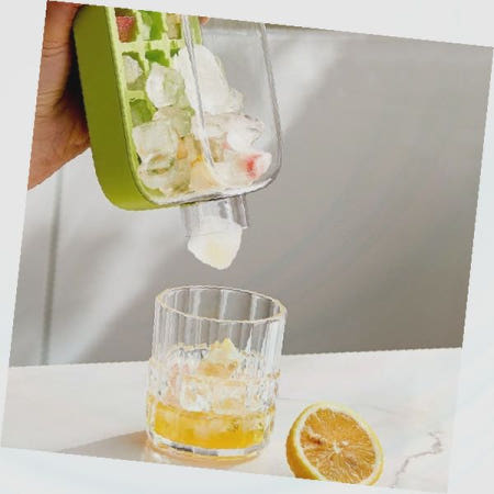 여름 가정용 주방 음료 냉각 얼음 트레이 텀블러 겸용 실리콘 제빙기 휴대용 물병