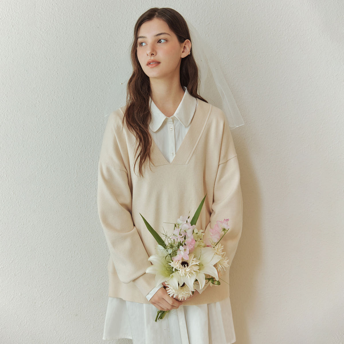 제로스트릿 [제로스트릿] 오버핏 브이넥 스웨터 OVERSIZED V-NECK SWEATER / BUTTER YELLOW