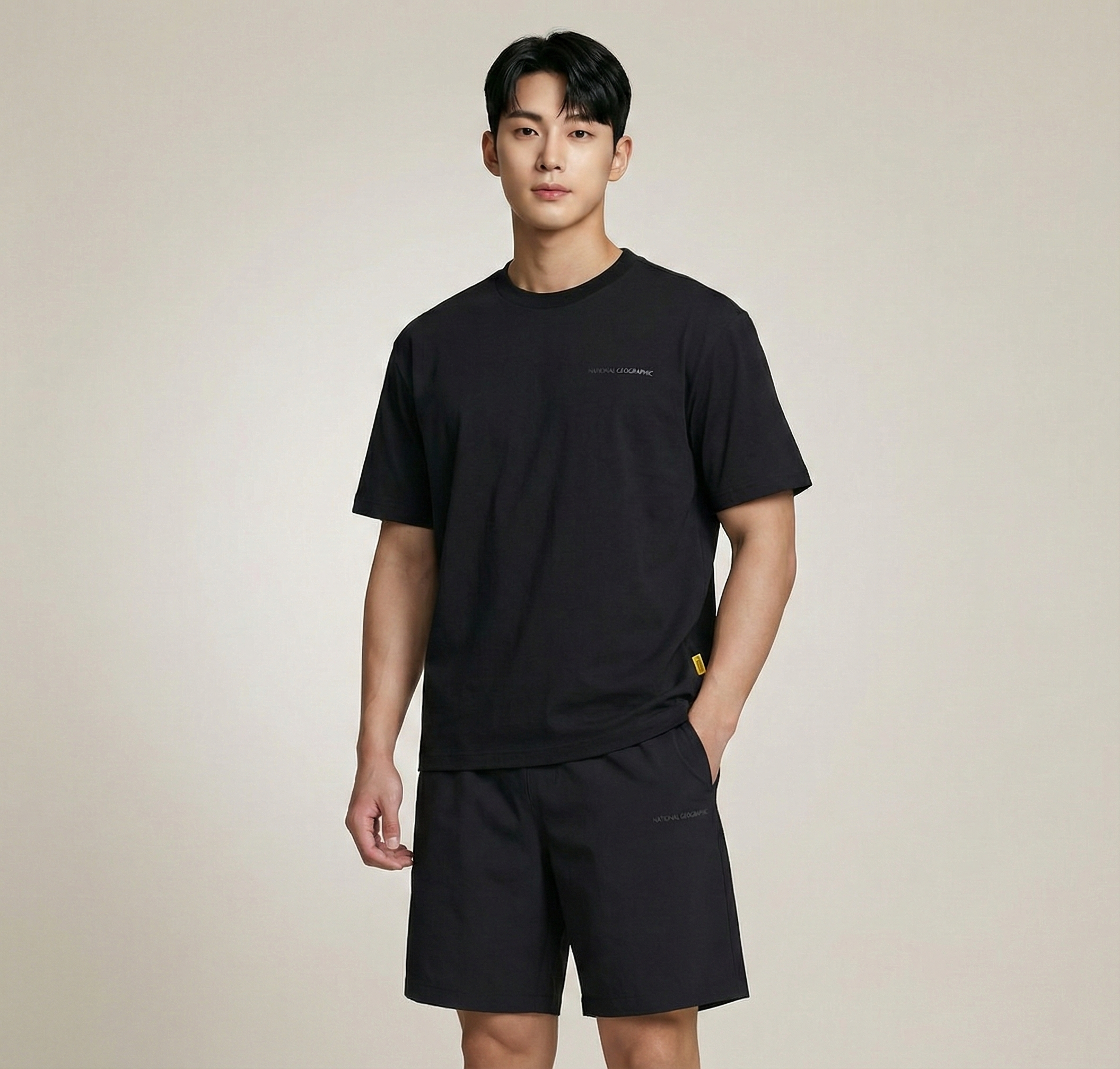 내셔널 지오그래픽 반팔 세트 네셔널 우븐 티셔츠 반바지 2PACK 여름 셋업 츄리닝 트레이닝복 상하의 운동복 - 상세 이미지 4