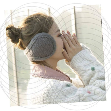 겨울철 방한 보온 폴리에스터 패딩 귀보호대 실외 활동 한파 대비 착용 간편 보온