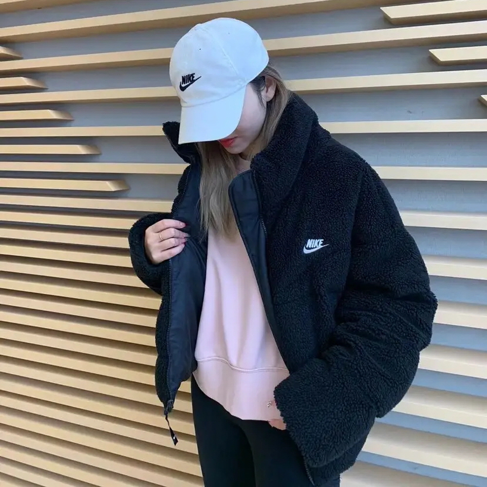 나이키 써마핏 셰르파 뽀글이 여성 숏 크롭 패딩 블랙 DD4655-010 - 상세 이미지 2
