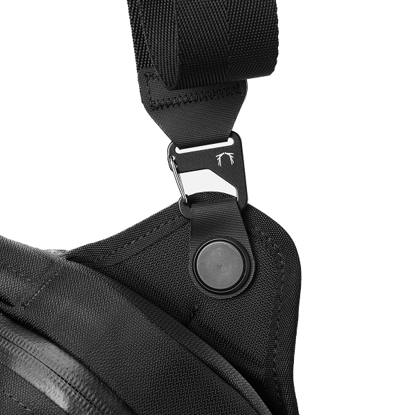 블랙엠버 GRIP SLING 9 슬링백 / 그립슬링9 크로스바디백 직장인 학생 여행 도난방지 가방 슬링팩 카메라백 이미지 4