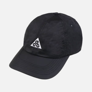 나이키 ACG 클럽 트레일 캡 가벼운 착용감과 소음 최소화가 필요한 가사 환경에 적합한 선택