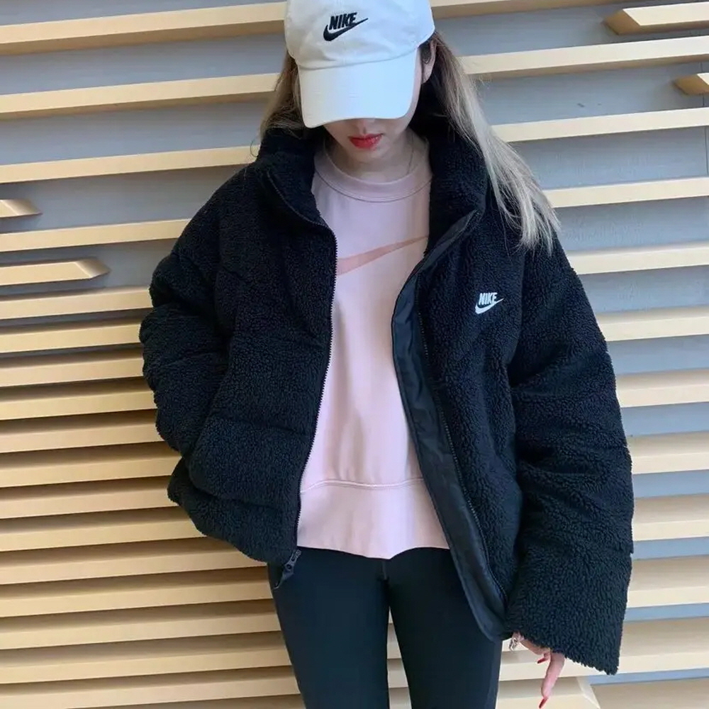 나이키 써마핏 셰르파 뽀글이 여성 숏 크롭 패딩 블랙 DD4655-010 - 상품 이미지