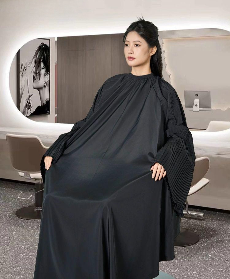 고급 미용실 커트보 플리츠스타일 미용가운 헤어커트 이발 블랙 소매 주름 케이프 - 상품 이미지