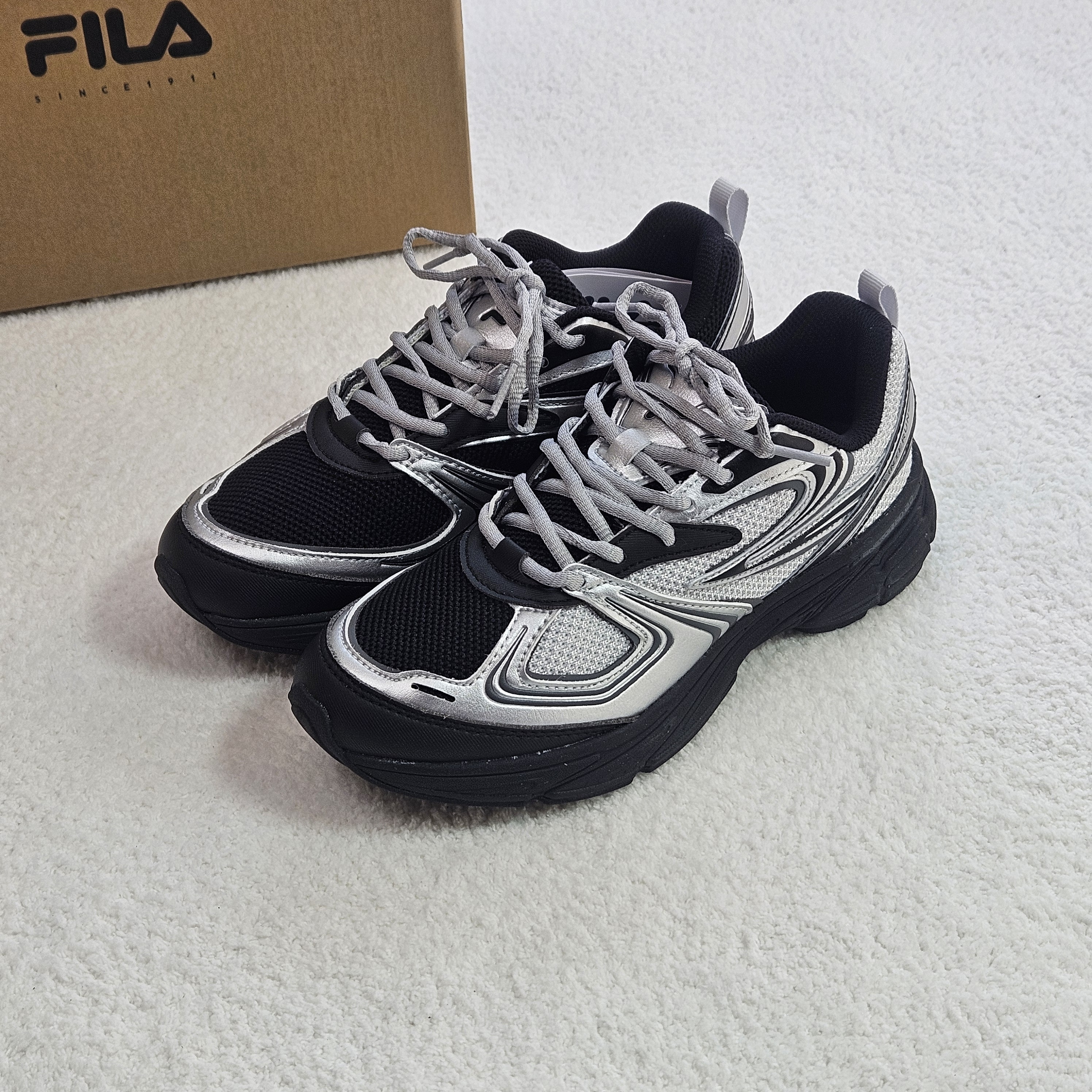 FILA 휠라 인터런 실버 핑크 1RM02699G-010 1RM02699G-651 - 상세 이미지 3