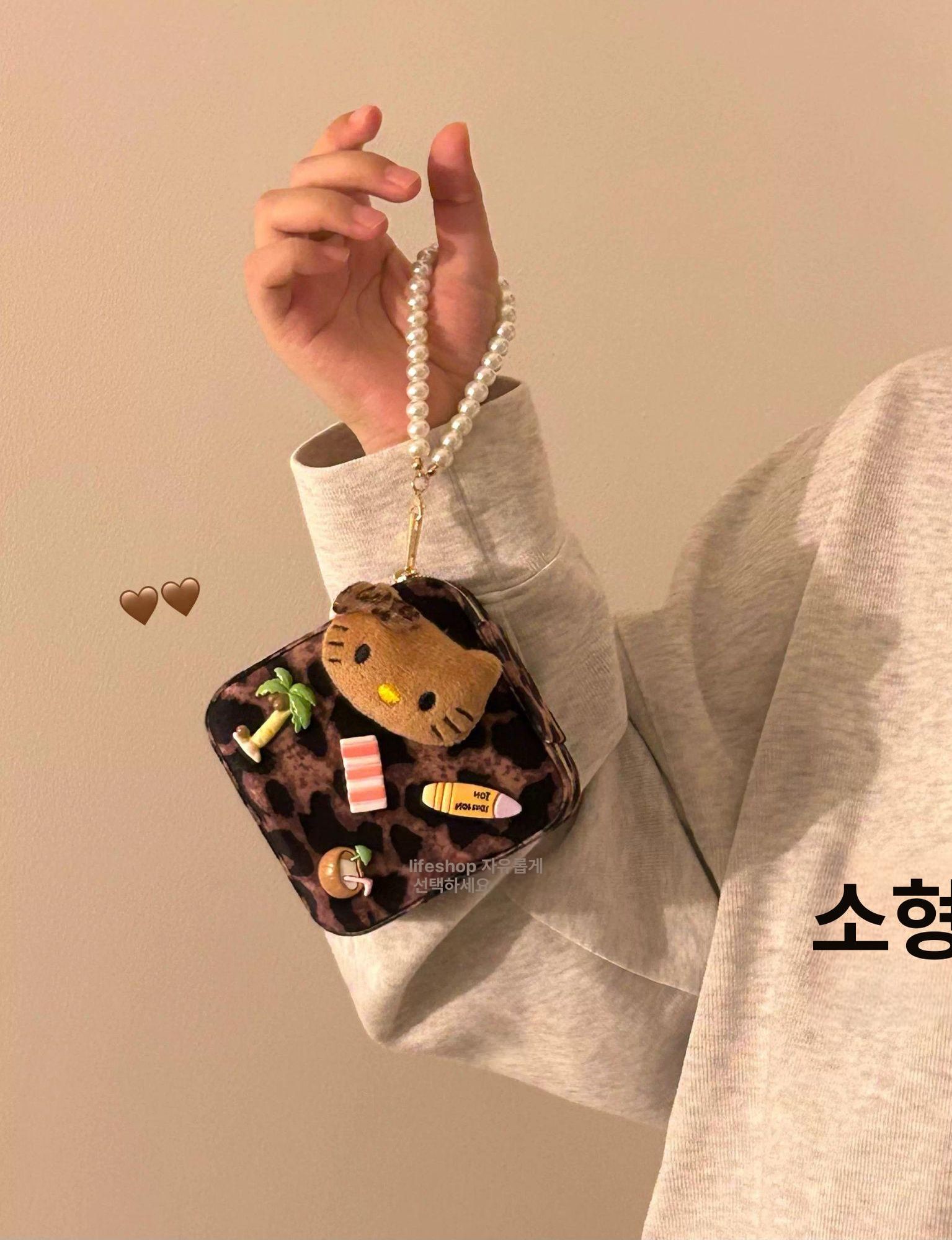 헬로키티 보석함 레오파드 프린트 쥬얼리 휴대용 보관함 악세사리 정리함 인테리어 소품 표범 레오파드 프린트 KT 주얼리 박스 - 상품 이미지