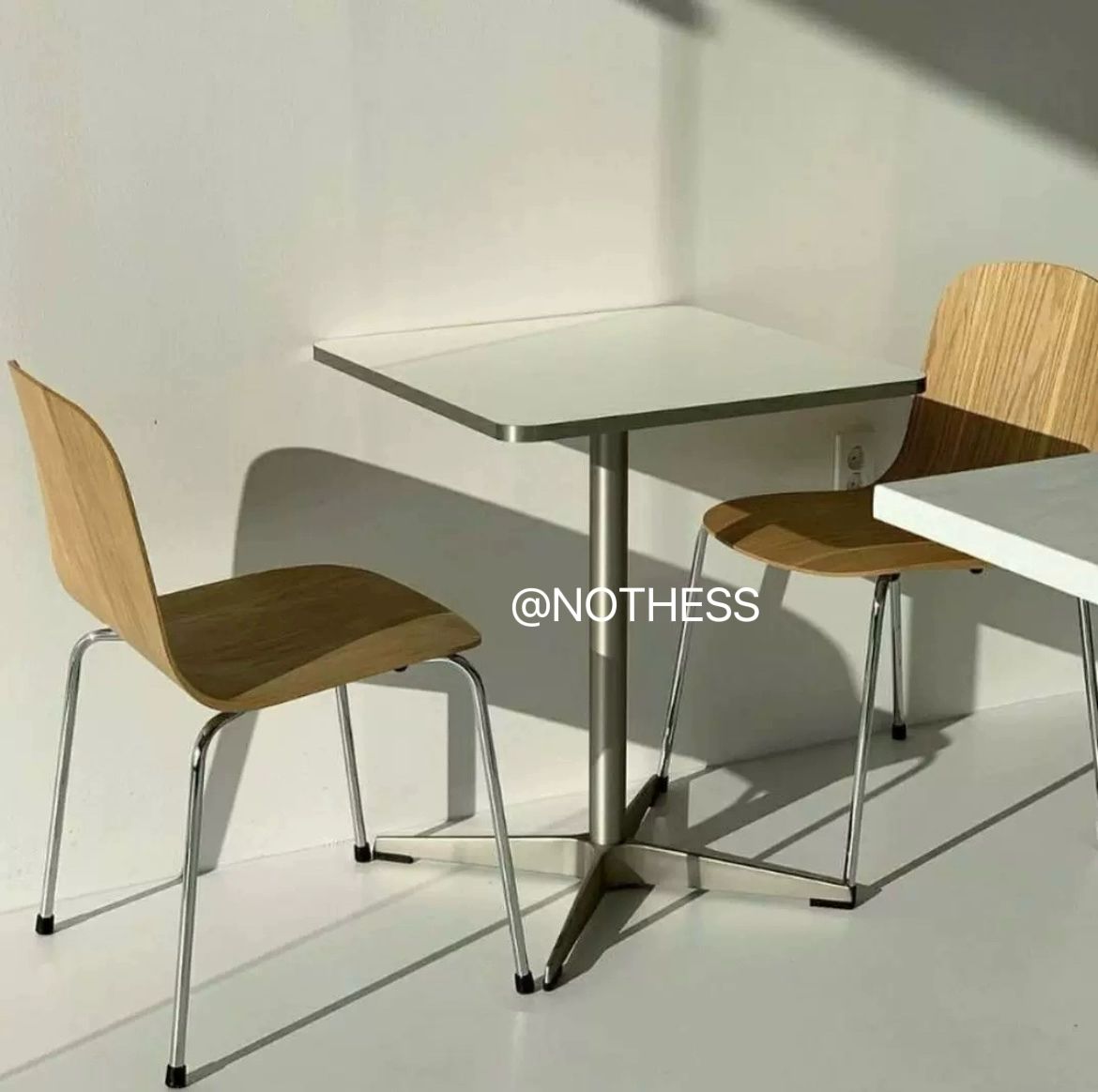 사이드 테이블 높이조절 거실 침대 이동식 쇼파 원형 테이블 지름 80 실버 엣지 - 상세 이미지 5