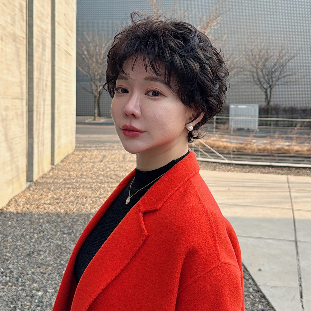 엘레강트 볼륨 픽시 이쁜 중년가발 내츄럴블랙 - 상품 이미지