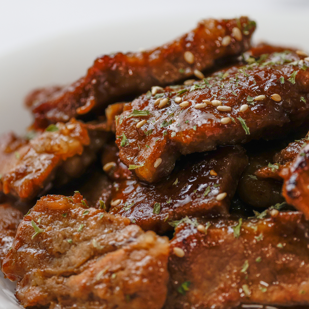 제주 한돈 돼지왕구이 1kg 특제양념 돼지갈비맛 캠핑음식 - 상품 이미지