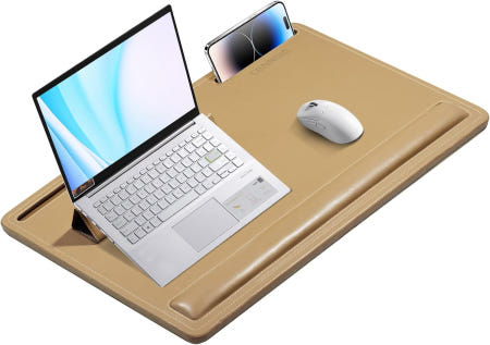 [해외]CENNBI 노트북용 초대형 랩 데스크 메모리 폼 쿠션과 손목 받침대가 내장된 가죽 조절 가능한 휴대용 노트북 최대 19인치 24 x 16인치(브라운)