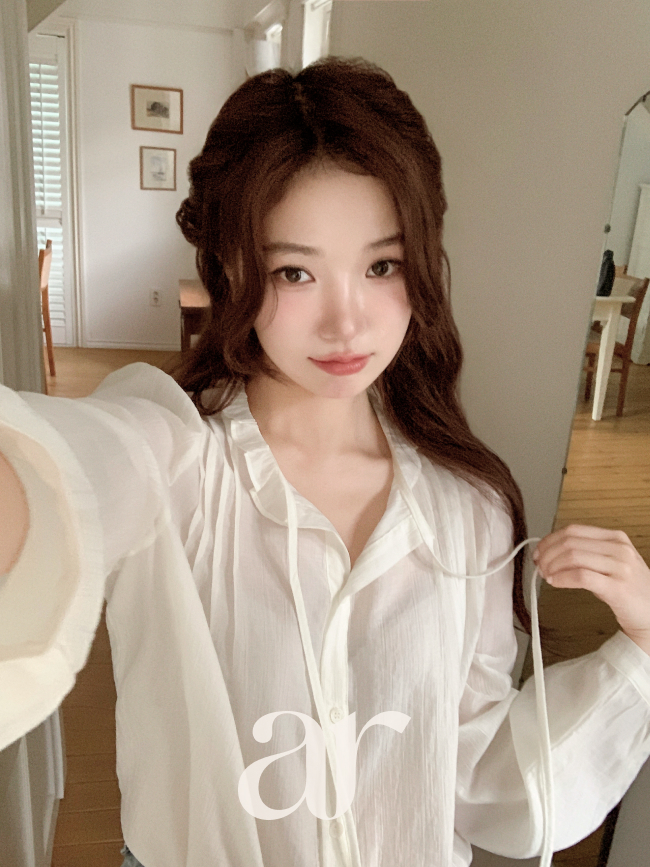 프릴 스트랩 핀턱 블라우스 bs8617 - 상세 이미지 2