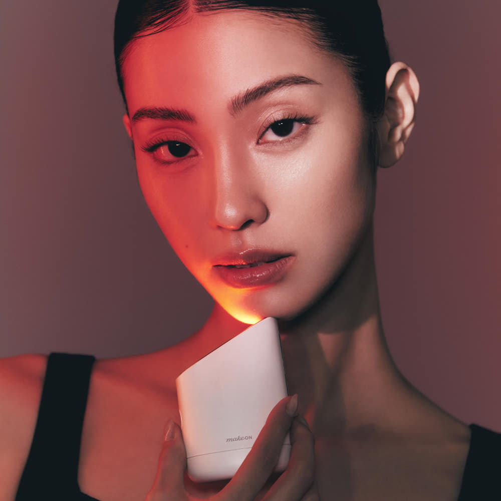 메이크온 스킨 라이트 테라피 3S
