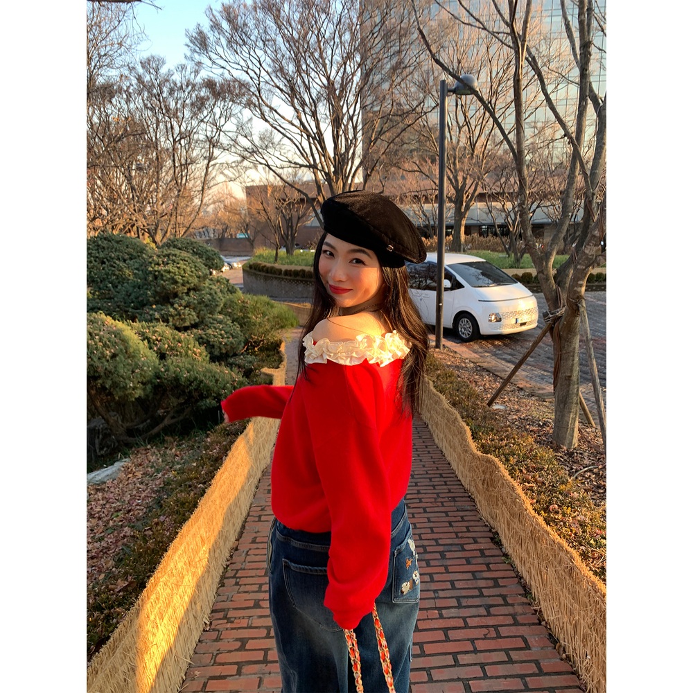 울100 오프숄더 니트 러플어깨포인트 비대칭 유니크 디자인 크리스마스 연말 파티 레드 이미지 6