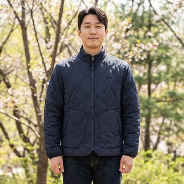 네파 남성 봄 간절기 아웃도어 블렌딩 경량패딩 등산자켓 - 상품 이미지