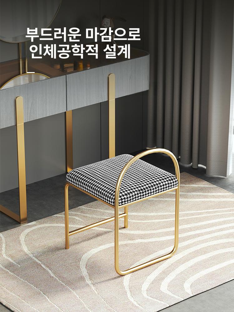 북유럽 골드 체어 벨벳 식탁의자 현관 거실 화장대 네일샵 카페 프레임 - 상세 이미지 2
