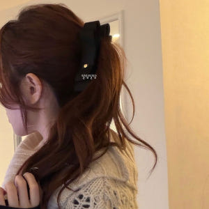 펄 블랙 새틴 리본헤어핀 바나나집게핀 단아한 포니테일 머리핀 솔직 후기 | 실사용자 리뷰 분석 - 상품 이미지 1