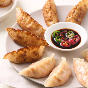 앙투어솔레 김치치즈만두 420g, 1개 맛있게 먹은 솔직 후기 - 상품 이미지 3