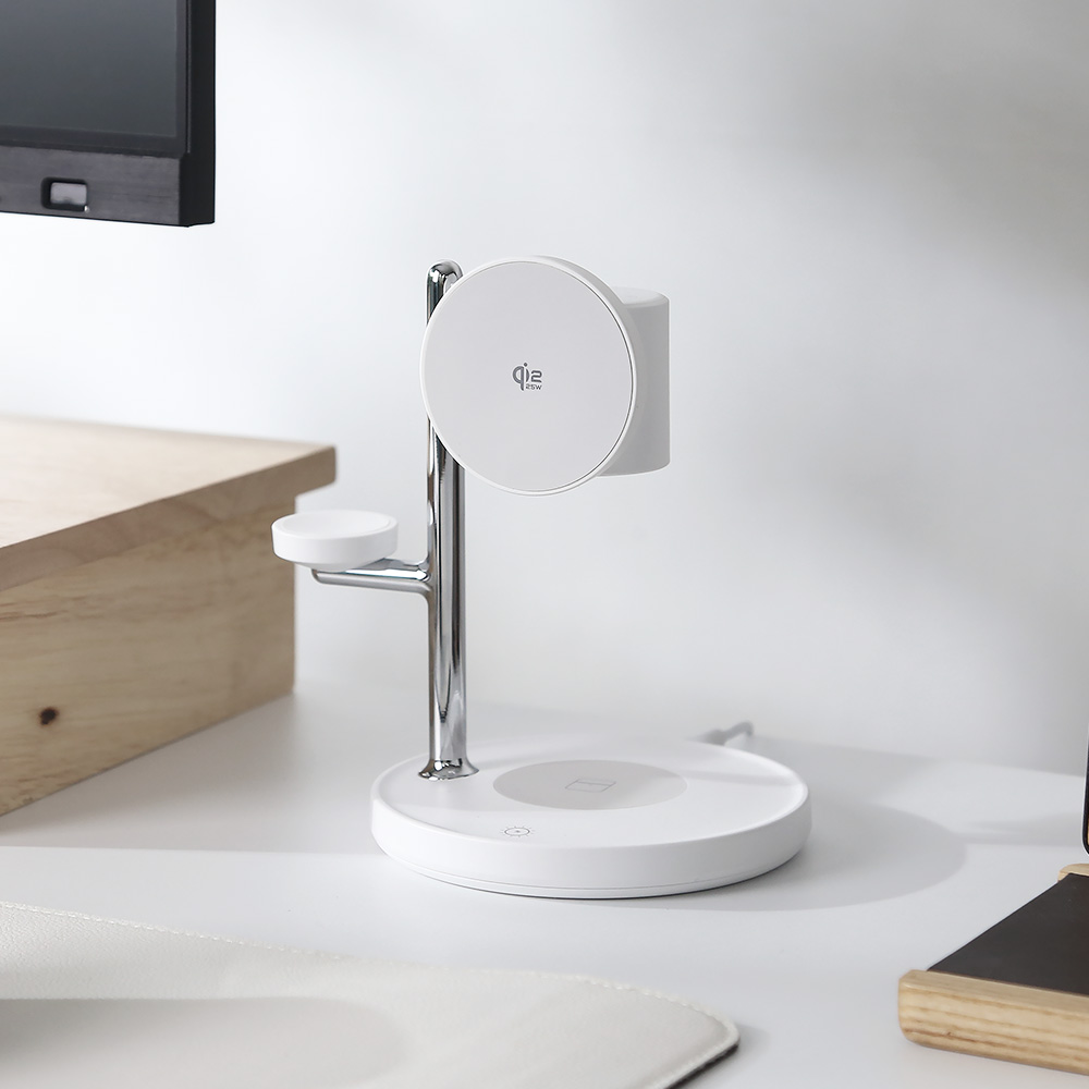 아이코모스 맥세이프 Qi2.2 25W 3in1 초고속 무선 아이폰 애플 갤럭시 워치 충전기 제품 이미지