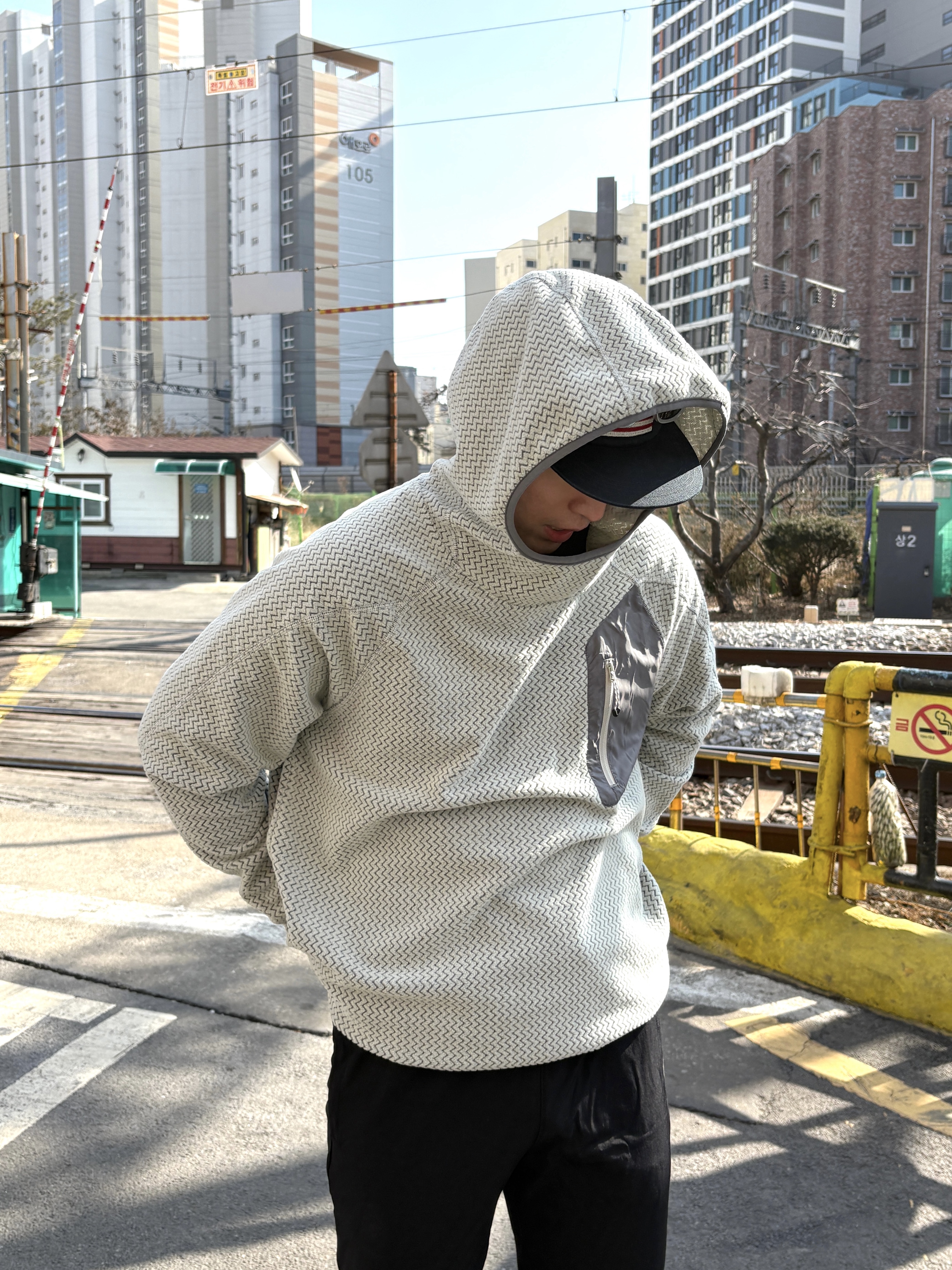 dnL 와플 포켓 러닝후드 바라클라바 핑거홀 긴팔 티셔츠 남자 여자 풋살 상의 남여공용 - 상세 이미지 2