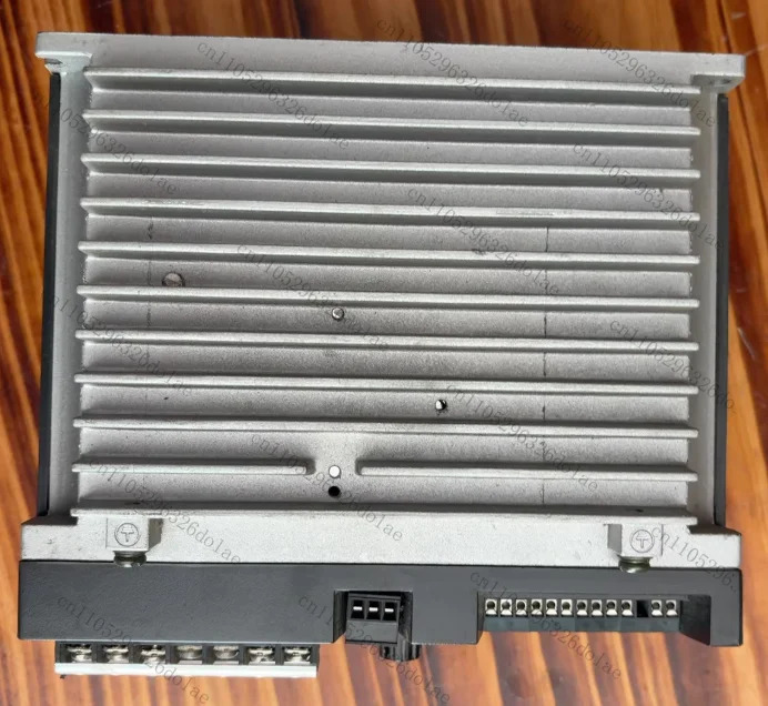 주파수 변환기 S313-201-H1BCD 0.75kW 220V 단상 입력 리퍼 완료
