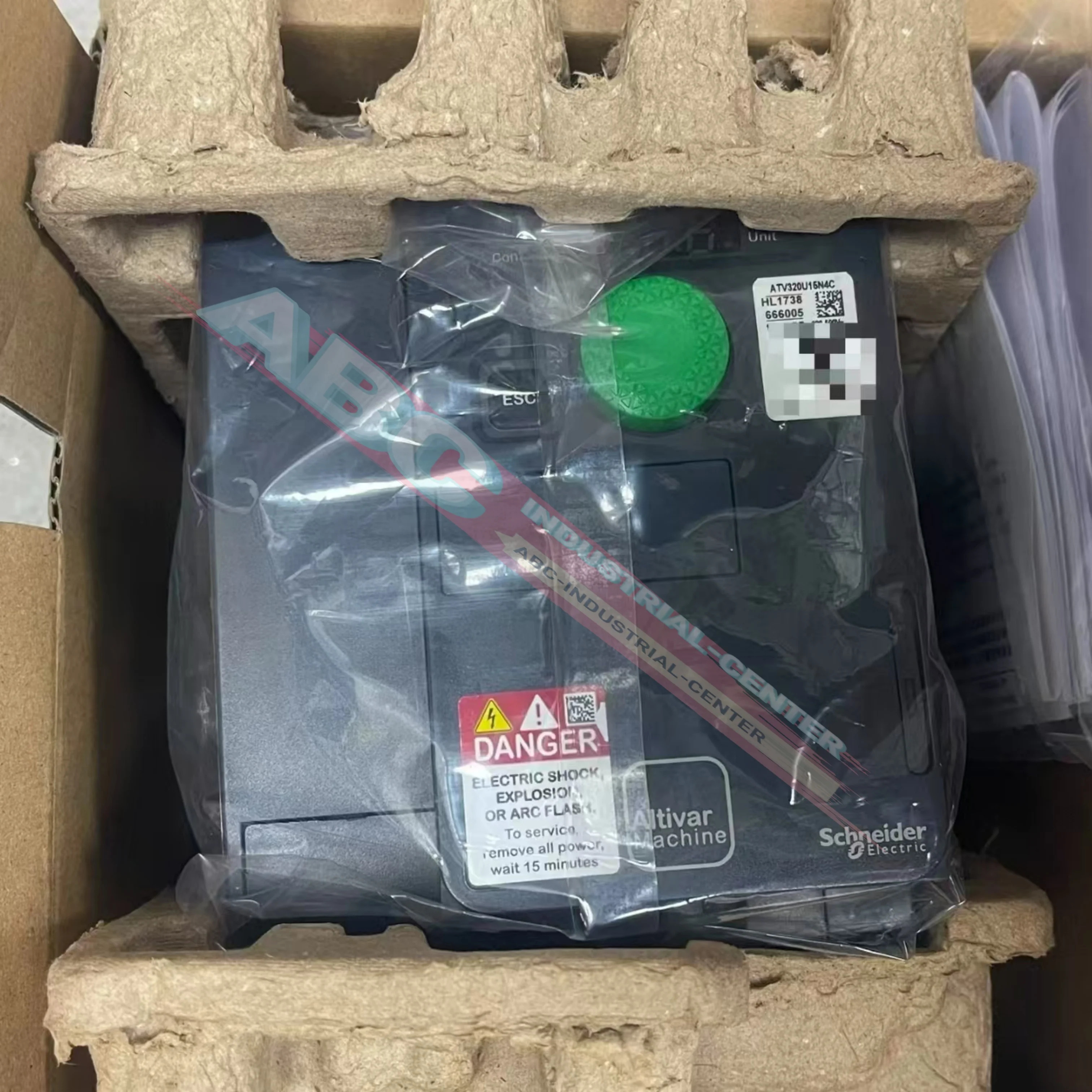BCH2MM1523CA6C BMXNOE0100 PLC 모듈