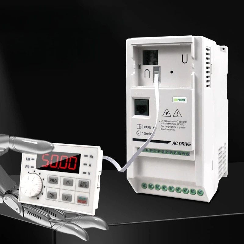 ZHRUNO VFD 3상 380V 0.75KW 1.5KW 2.2KW 3KW 단상 220V 벡터 중형 속도 제어기 주파수 변환기
