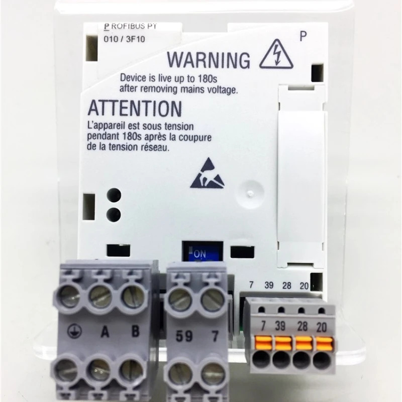 Lenze IO 모듈 E82ZAFP001 E82ZAFPC010 E82ZAFPC201 E82ZAFPC001 E82ZAFSC100 E82ZAFCC100 신