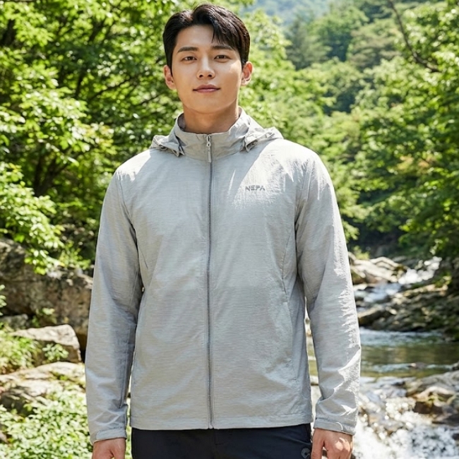 네파 남성 여름 패커블 적용 아우터 방풍 등산 바람막이 자켓 - 상품 이미지