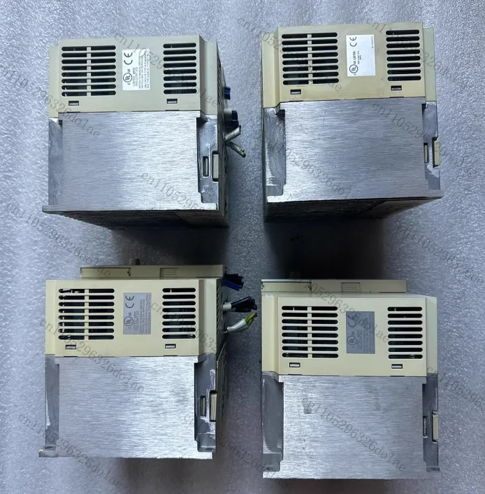 1개 주파수 변환기 FR-E520-3.7K 3.7KW 220V 리퍼 완료